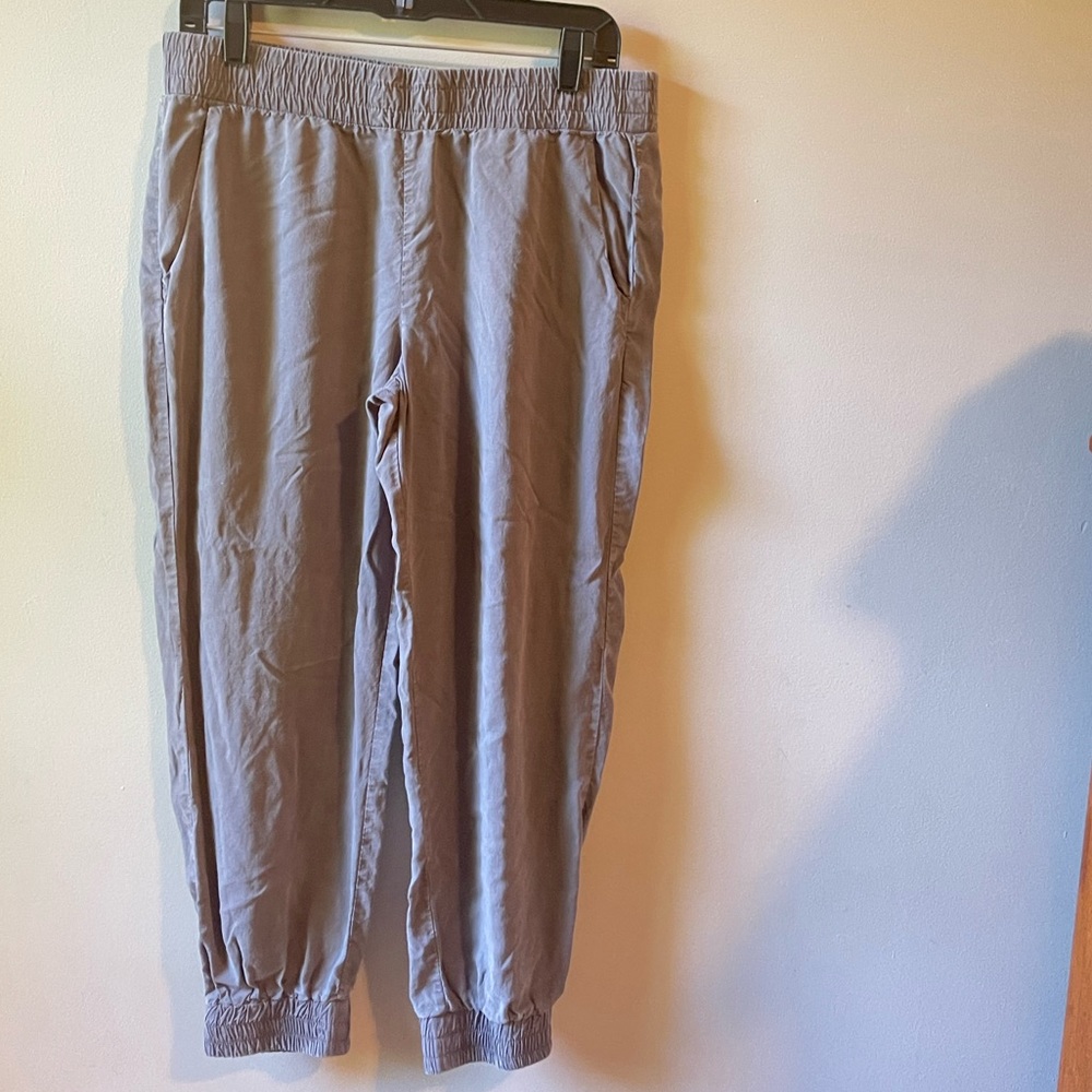 CLOTH & STONE Anthropologie grey tencel joggers